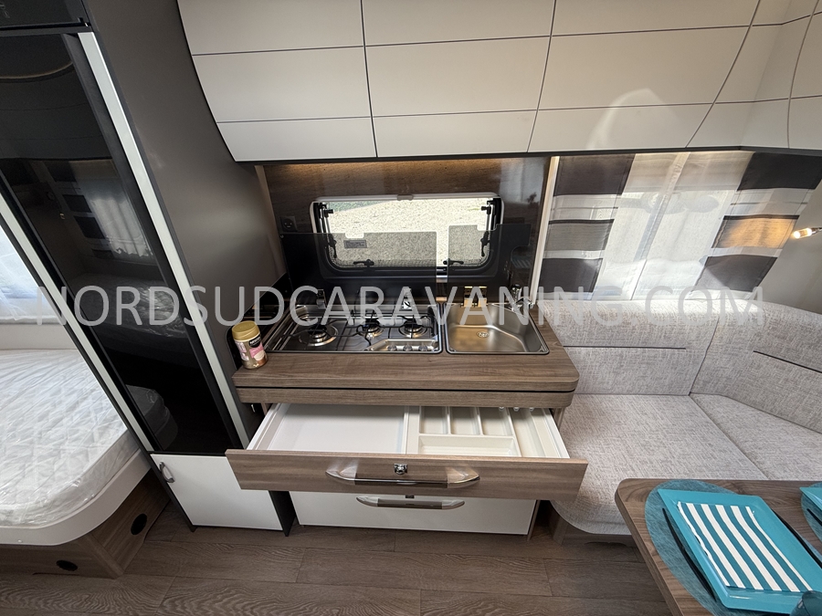 HOBBY 540 WLU EXCELLENT EDITION – Image 4