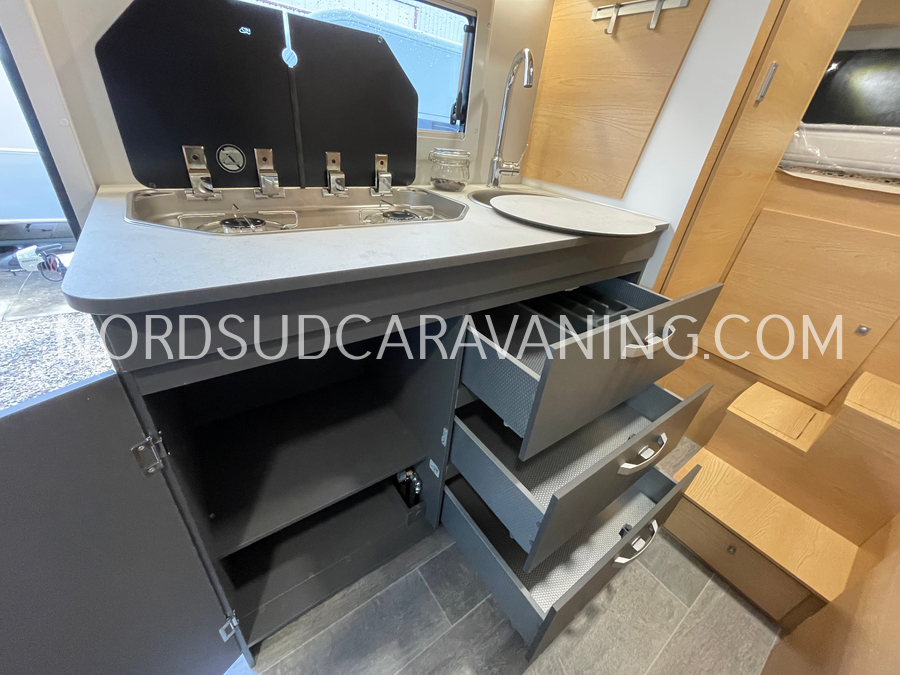 GIOTTILINE SIENA 440 Première Edition BOITE AUTO – Image 13