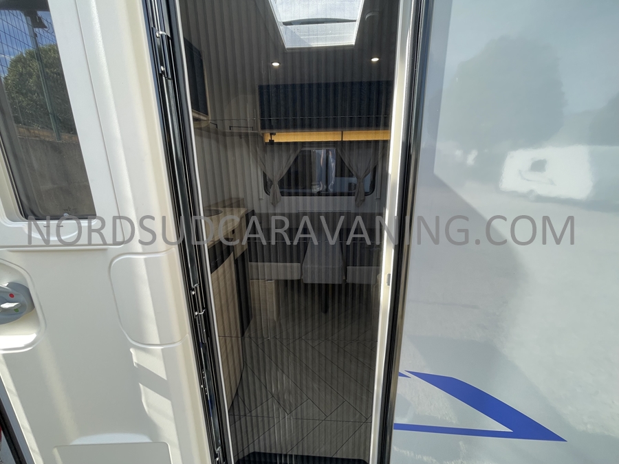 CARAVELAIR 410 SPORT LINE – Image 20