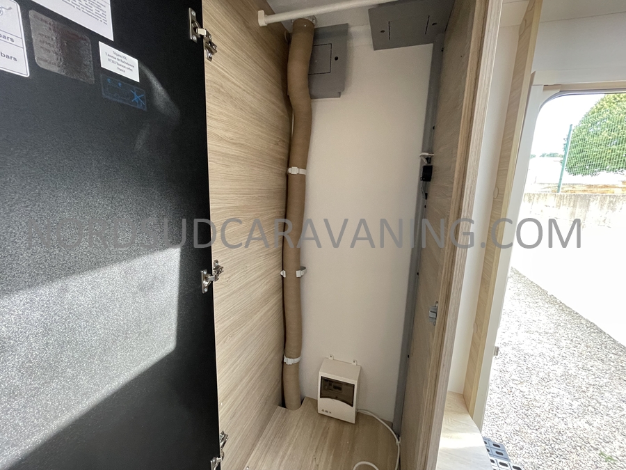 CARAVELAIR 410 SPORT LINE – Image 12