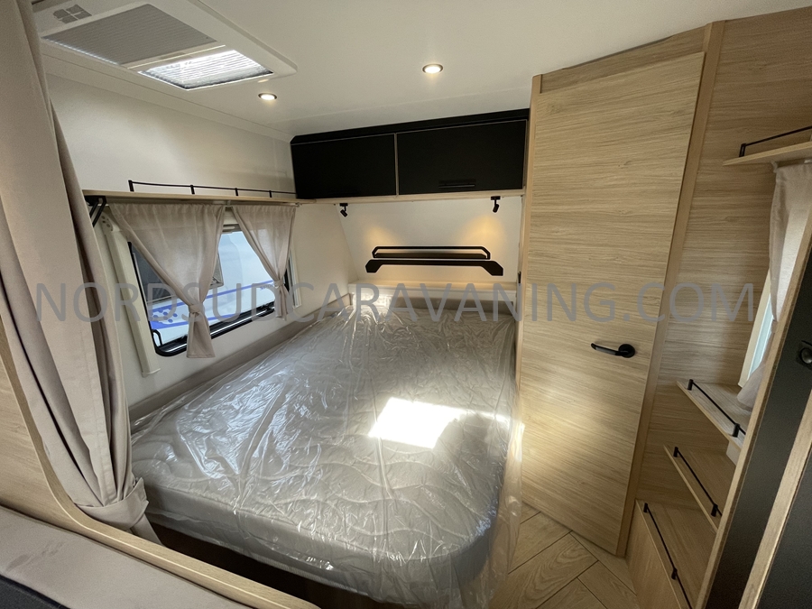 CARAVELAIR 410 SPORT LINE – Image 13