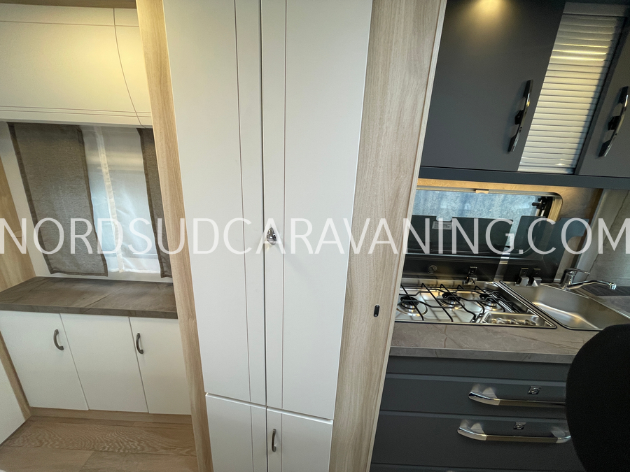 HOBBY DE LUXE 495 WFB – Image 14