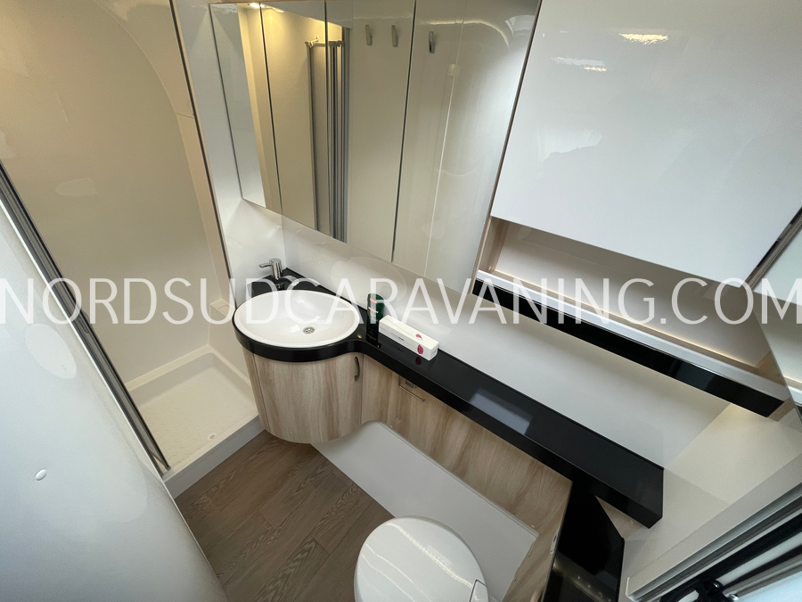 HOBBY DE LUXE 495 WFB – Image 20