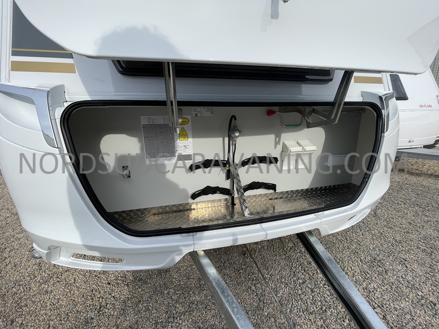 BURSTNER B66 AVERSO 465 TS – Image 32