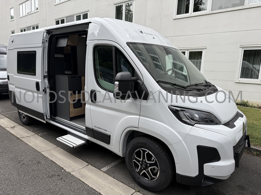 CLEVER CELEBRATION 600 – Image 15